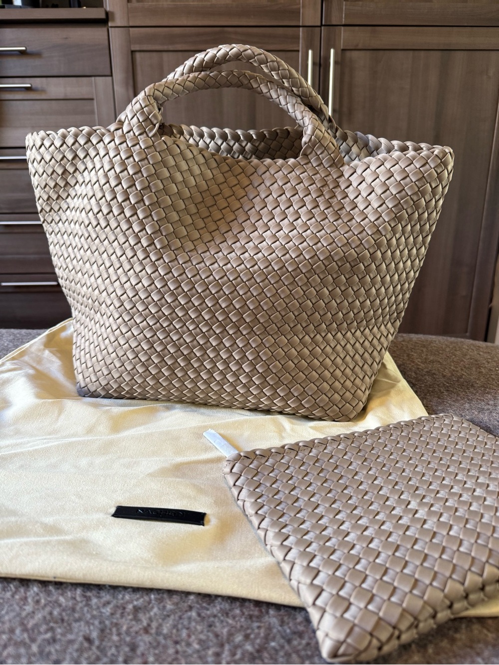 NWT Naghedi St Barths Tote with Matching Pouch, Medium, Cashmere Color - Picture 3 of 10